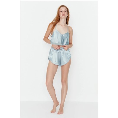 TRENDYOLMİLLA Açık Mavi Dantel Detaylı Crop Saten Dokuma Pijama Takımı THMSS22PT0264