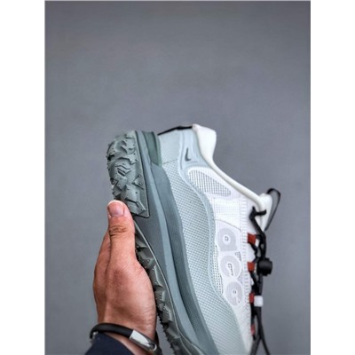 NK ACG Mountain Fly 2 Low GTX