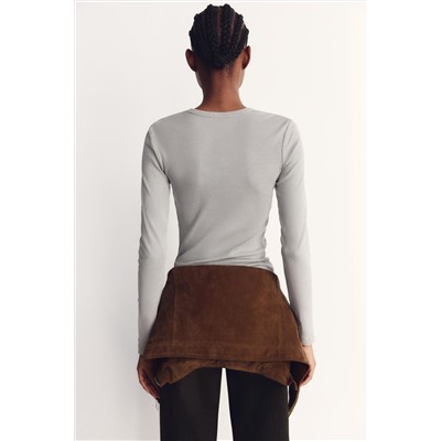 LONG SLEEVE WASHED EFFECT RIBBED T-SHIRT
