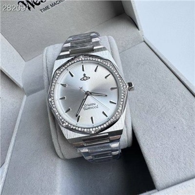 Женские наручные часы инкрустированные кристаллами  Vivienn*e Westwoo*d