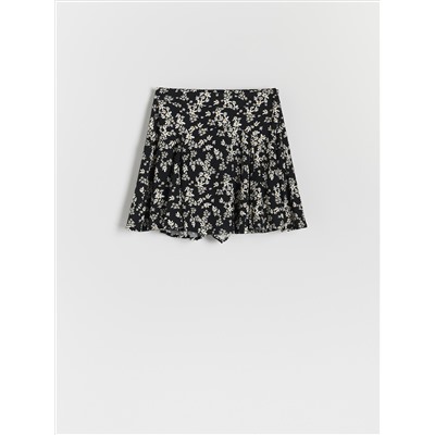 Skort