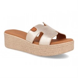 221 - BDA
                SANDALIAS DE PLATAFORMA