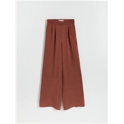 Lässig geschnittene Hose