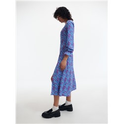 Gemustertes kleid