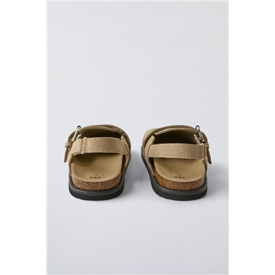 LEATHER CLOGS