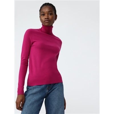 TURTLENECK SWEATER