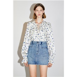 Blusa de flores Crudo y azul