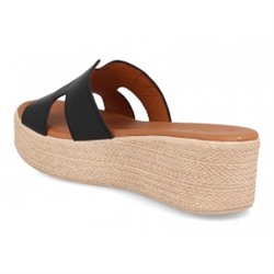 221 - BDA
                SANDALIAS DE PLATAFORMA
