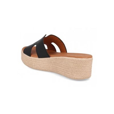 221 - BDA
                SANDALIAS DE PLATAFORMA