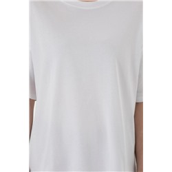 Kadın Beyaz Oversize Bisiklet Yaka Tişört