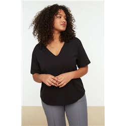 Siyah V Yaka Basic %100 Pamuk Örme T-Shirt TBBSS22BF0028