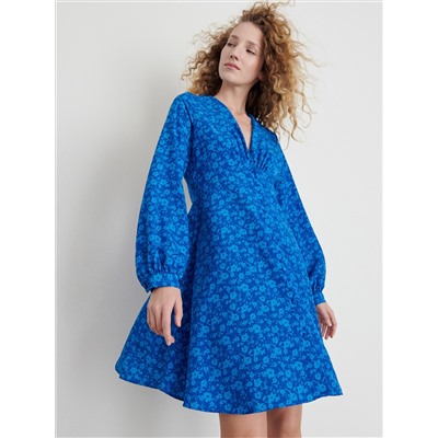 Gemustertes kleid