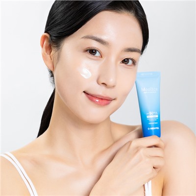 Aqua Mooltox Water-Fit Sun Serum Ультраувлажняющий солнцезащитный серум