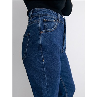 Jeans im Mom-Fit mit Elastanmischung