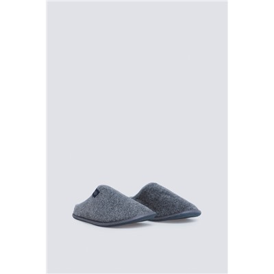 Zapatilla casa destalonada