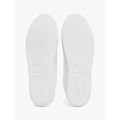 Canvas Low-Top Sneaker