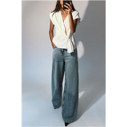 CREPE TOP WITH KNOT