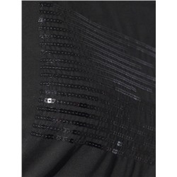 Нарядная футболка с принтом пайетками