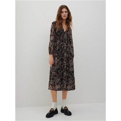 Gemustertes kleid