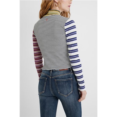 Camiseta crop rayas