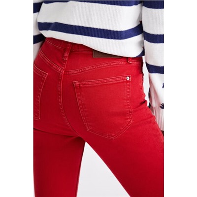 Pantalón tobillero acampanado
