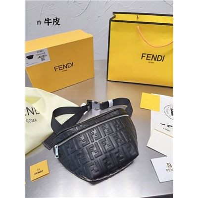 Поясная сумка Fend*i