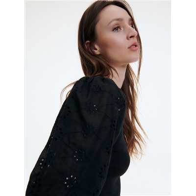 Bluse mit Ärmeln mit Lochstickerei
