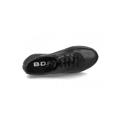 1030 - BDA
                DEPORTIVOS DE MUJER