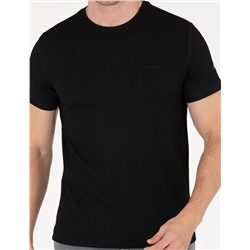 Siyah Slim Fit Jakarlı Bisiklet Yaka Tişört