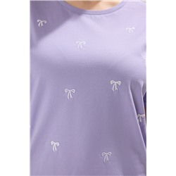 Lila Boyfriend Fiyonk Nakış Detaylı %100 Pamuk Örme Büyük Beden T-shirt TBBSS24BF00029