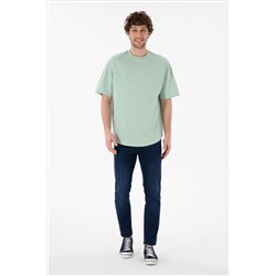 Erkek Long Fit Bisiklet Yaka Su Yeşili Basic Tişört