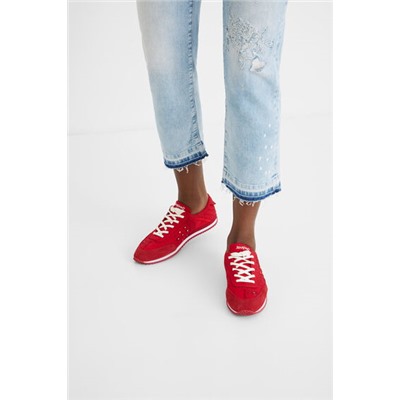 Zapatillas de piel bordadas
