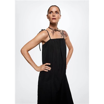 Vestido fruncido abertura -  Mujer | MANGO OUTLET España