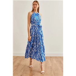 Olalook, Kadın Zebra Saks Mavi Halter Yaka Kuşaklı Dokuma Viscon Elbise ELB-19001548