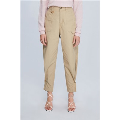 Pantalón recto Beige