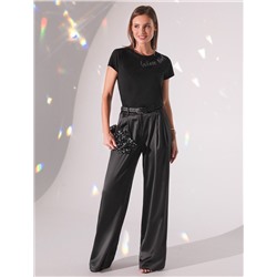 Нарядная футболка с блестящим принтом