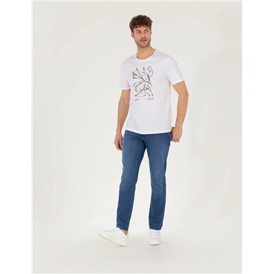 Beyaz Slim Fit Baskılı Bisiklet Yaka Tişört