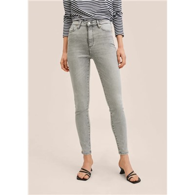 Vaqueros skinny tiro alto  -  Mujer | MANGO OUTLET España