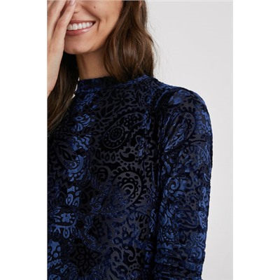 Body slim paisley