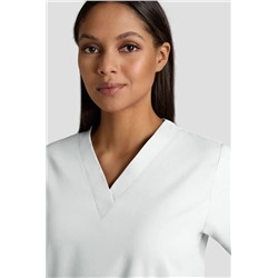 Strictly Scrubs Women's 4-Pocket Scrub Set