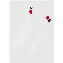 Kurze Sportsocken mit Herzen