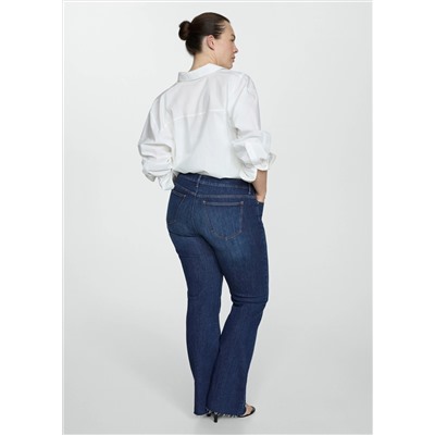 Jeans flare tiro medio