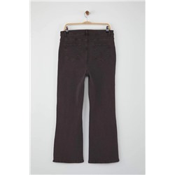 Kahverengi Yüksek Bel Comfort Dikiş Detaylı İspanyol Paça Flare Fit Jeans TBBSS24CJ00003