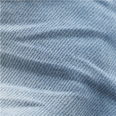 Baby Shorts aus leichtem Denim