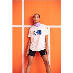 Defacto Fit Nba Lisanslı Oversize Fit Bisiklet Yaka Sporcu Kısa Kollu %100 Pamuk Tişört A1328AX23SM