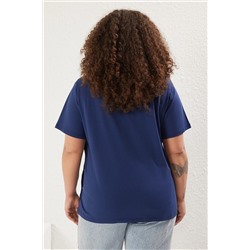 Lacivert Boyfriend Fit Yanda Çıt Çıt Detaylı %100 Pamuk Örme Büyük Beden T-shirt TBBSS24BF00000