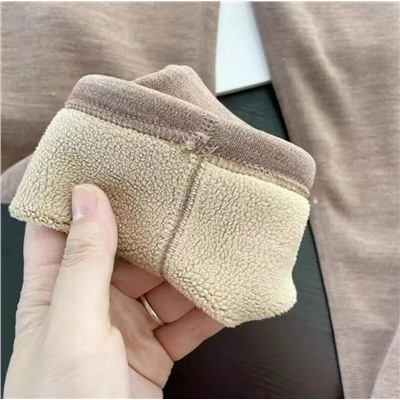 Комплект теплого термобелья для мужчин и женщин (топ + брюки) — мягкий, удобный, на флисовой подкладке.