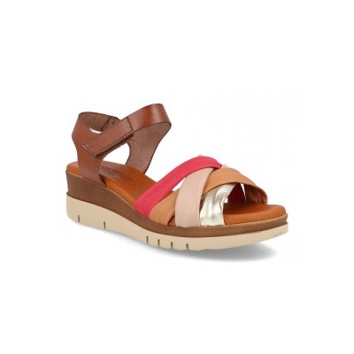 13774 - DIGO DIGO
                SANDALIAS DE CUÑA