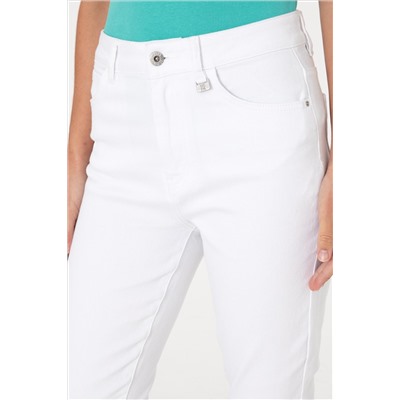 Kadın Beyaz Slim Flare Cropped Fit Jean Pantolon