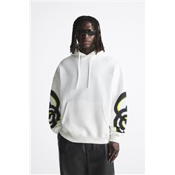 SUDADERA CAPUCHA ESTAMPADO GRAFFITI